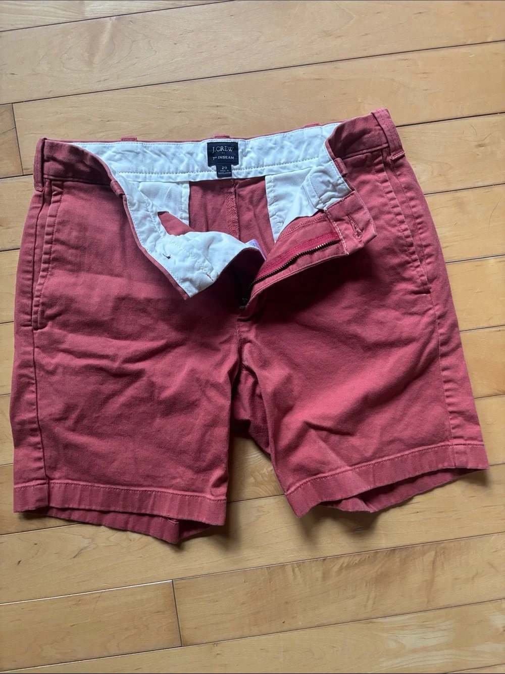 J Crew Men's Casual Red Chino Shorts 7” Inseam